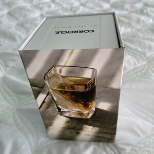 Corkcicle Whiskey Wedge - Premium Old Fashioned Glass with Silicone Ice Mold NWT